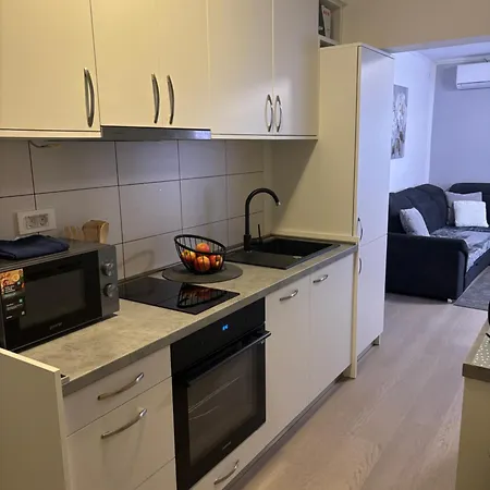 Apartment Center Joana *
