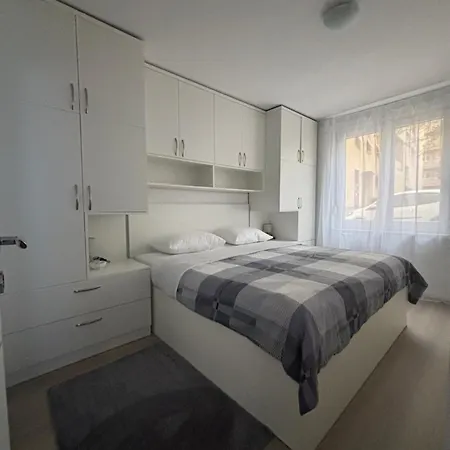 Center Joana Apartment *