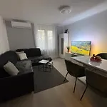 Апартаменти Center Joana